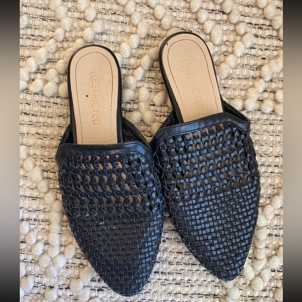 Restricted Mules size 5.5‎